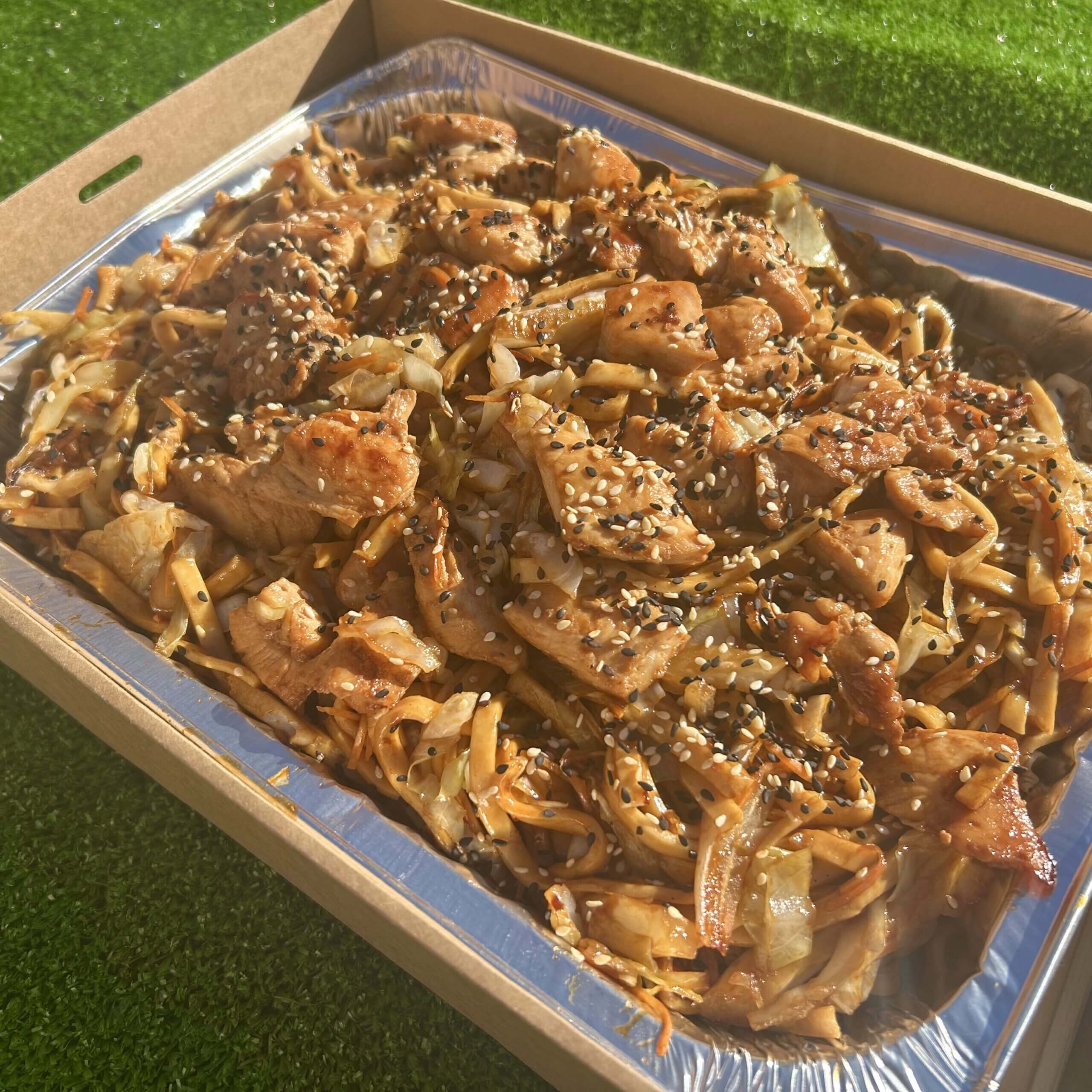 fried noodle catering